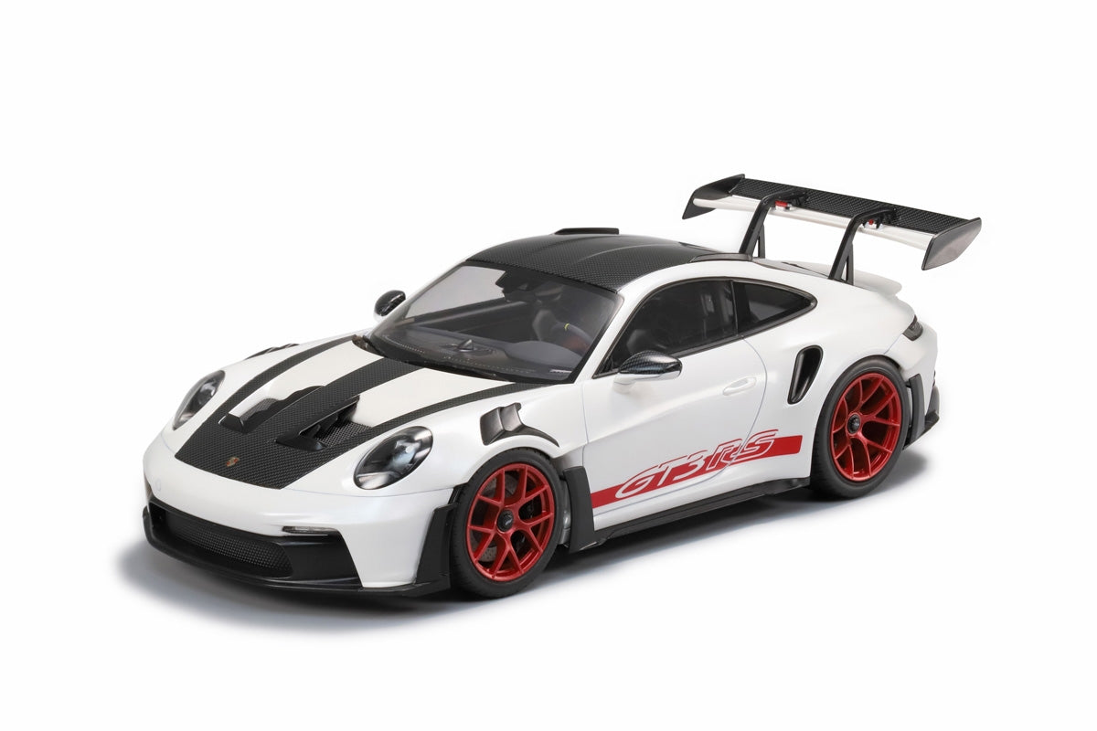 Tamiya 1/24 Porsche 911 GT3 RS (992) Plastic Model 24370