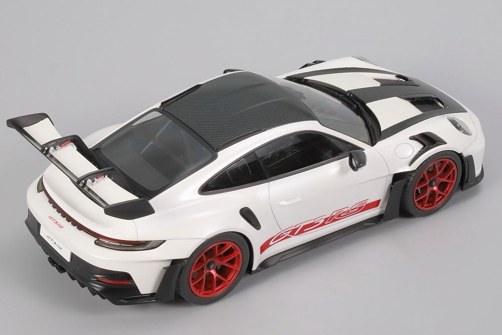 Tamiya 1/24 Porsche 911 GT3 RS (992) Plastic Model 24370