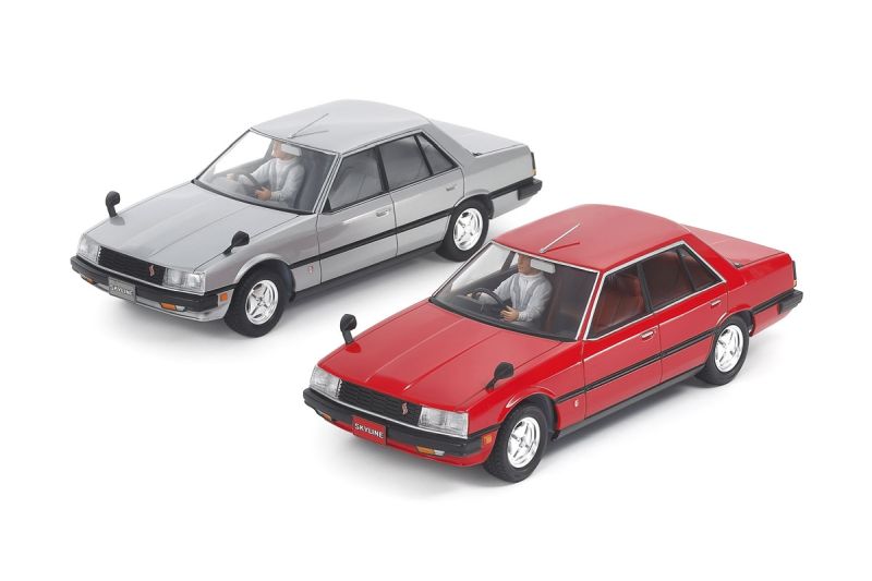 Tamiya 1/24 Nissan Skyline 2000 Turbo GT-E S R30 Sedan Model Kit