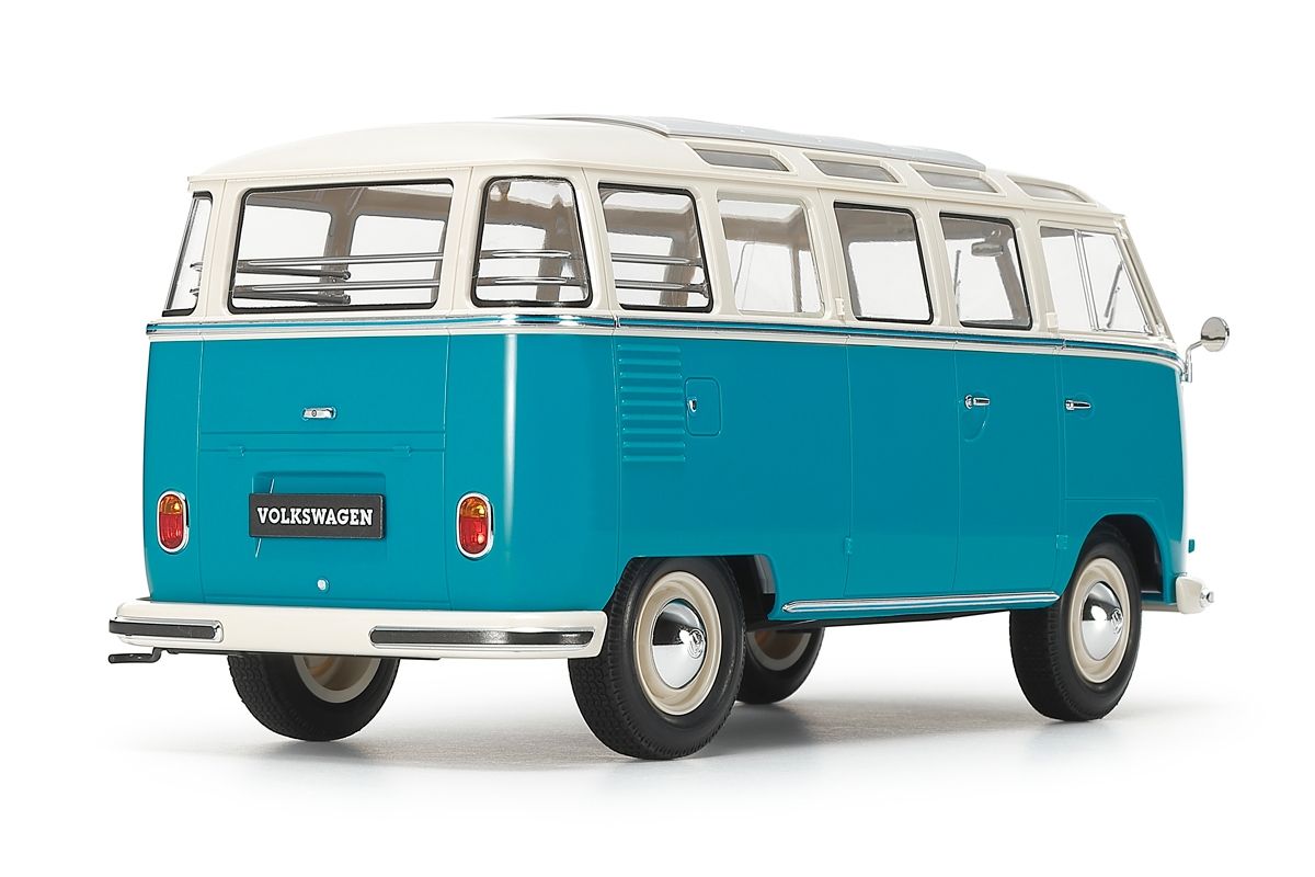 Tamiya 1/24 Clic Loc Volkswagen Type 2 (T1) Blue/White Snap-Together Model Kit – No Glue or Paint