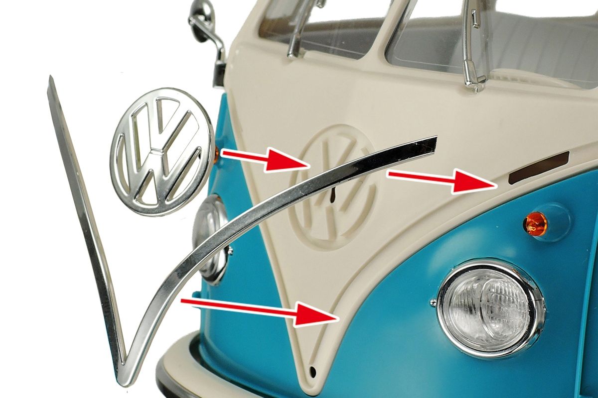 Tamiya 1/24 Clic Loc Volkswagen Type 2 (T1) Blue/White Snap-Together Model Kit – No Glue or Paint