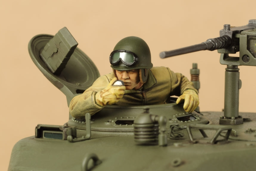 Tamiya 1/35 US M4A3E8 Sherman Easy Eight Medium Tank Plastic Model Kit