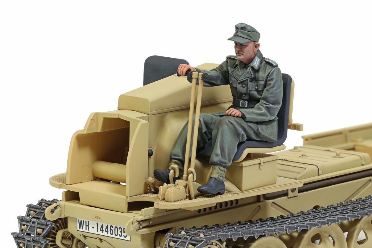 Tamiya 1/35 German Tractor RSO/01 Plastic Model