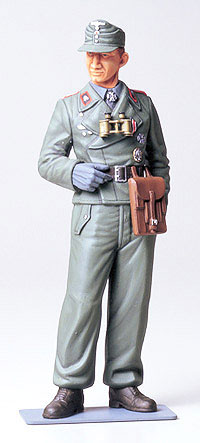 Tamiya 1/16 Wehrmacht Tank Crewman