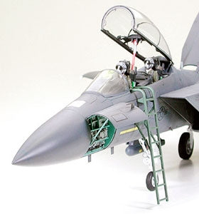 Tamiya 1/32 Boeing F-15E Strike Eagle with Bunker Buster USAF Fighter Plastic Model Airplane Kit