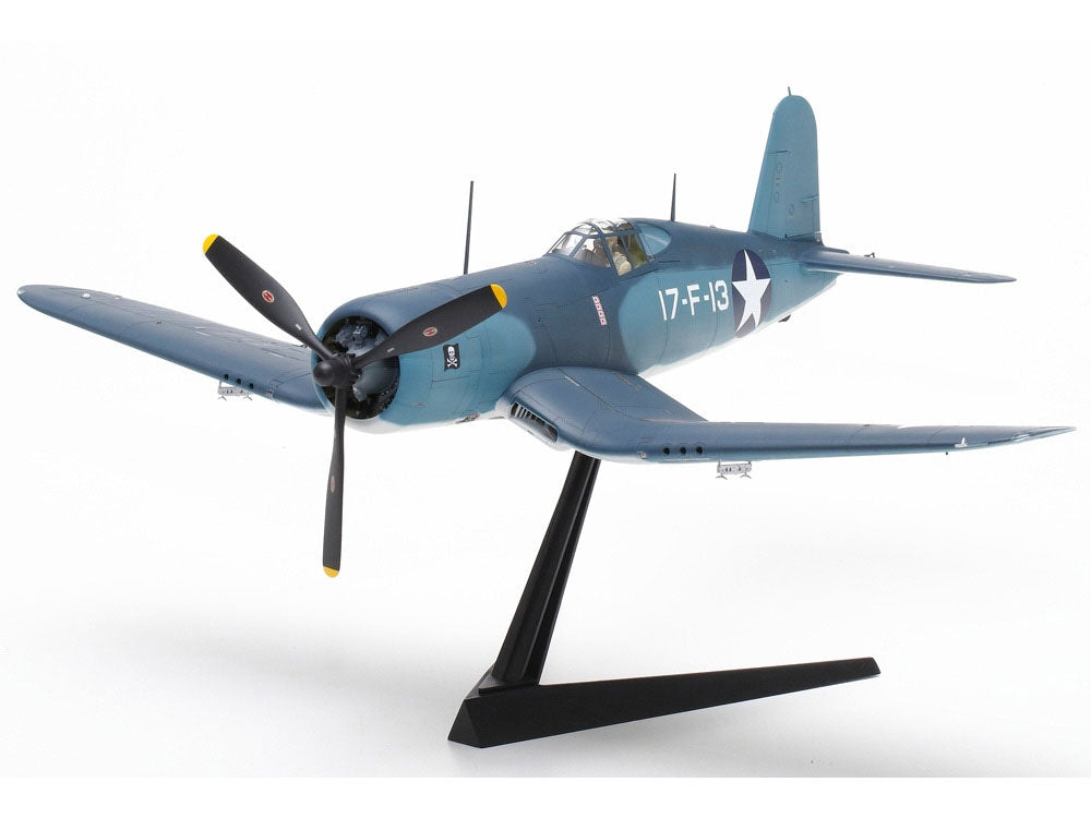 Tamiya 1/32 Vought F4U-1 Corsair Plastic Model Airplane Kit