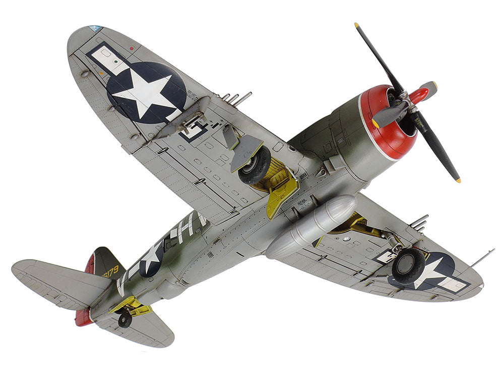 Tamiya 1/72 Republic P-47D Thunderbolt Razorback USAAF WWII Fighter Plastic Model Airplane Kit