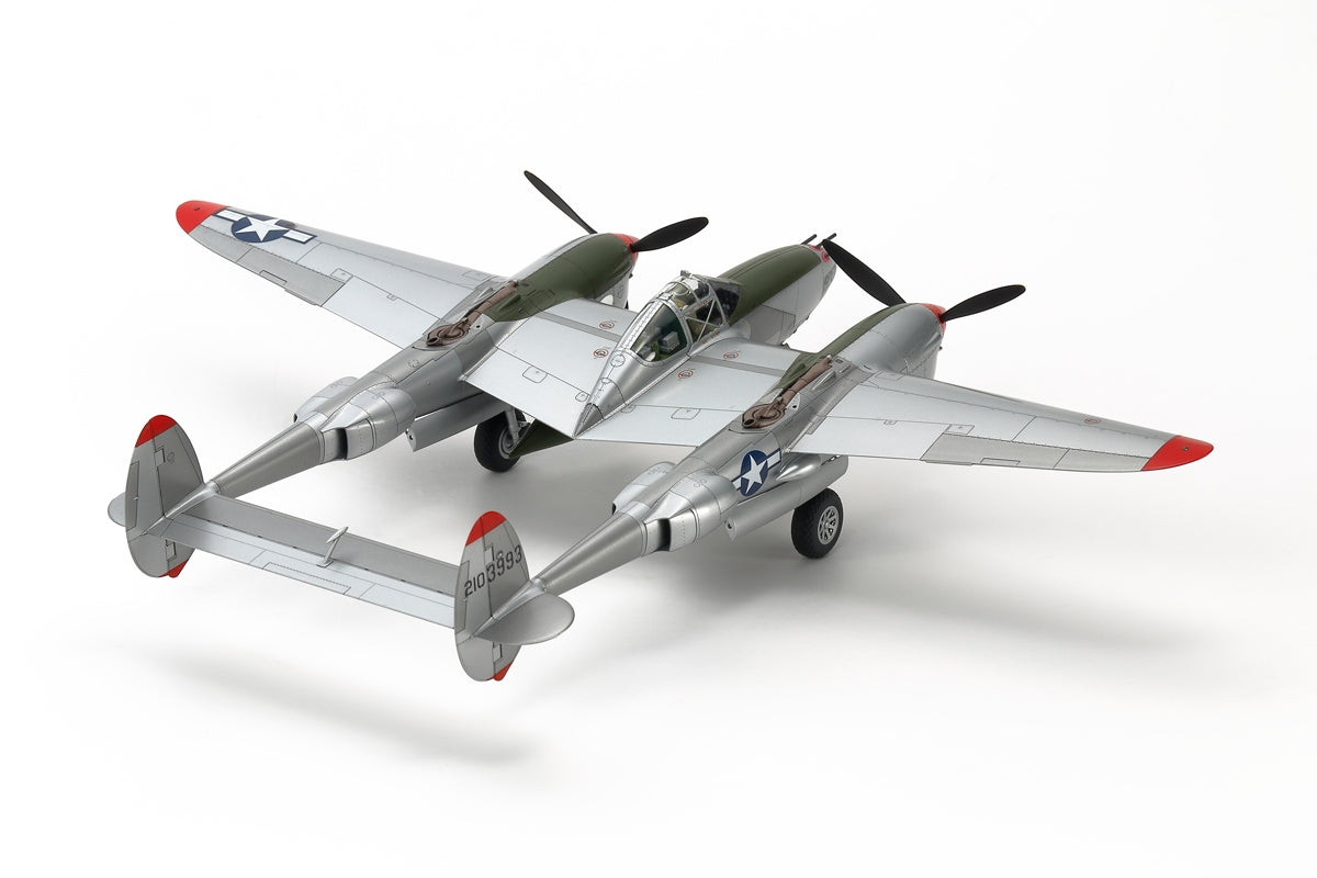 Tamiya 1/48 Lockheed P-38J Lightning Plastic Model Airplane Kit