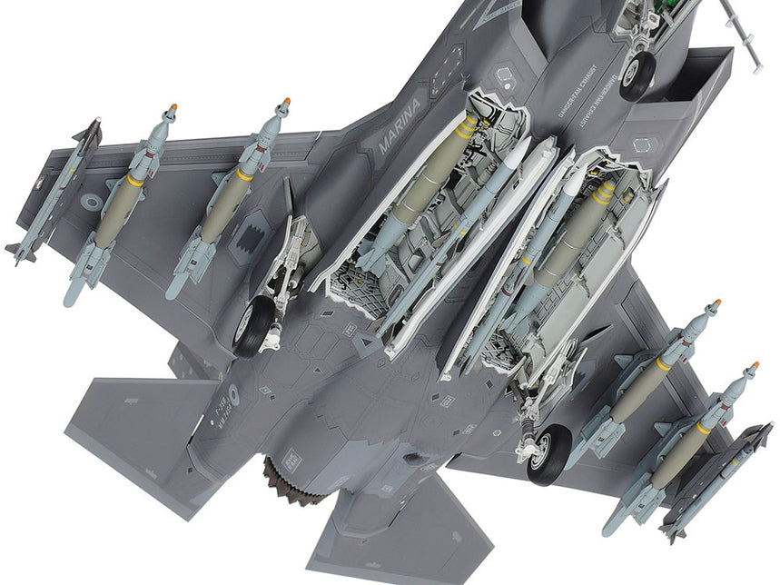 Tamiya 1/48 Plastic Model Kit Lockheed F-35 B Lightning 2 TAM61125