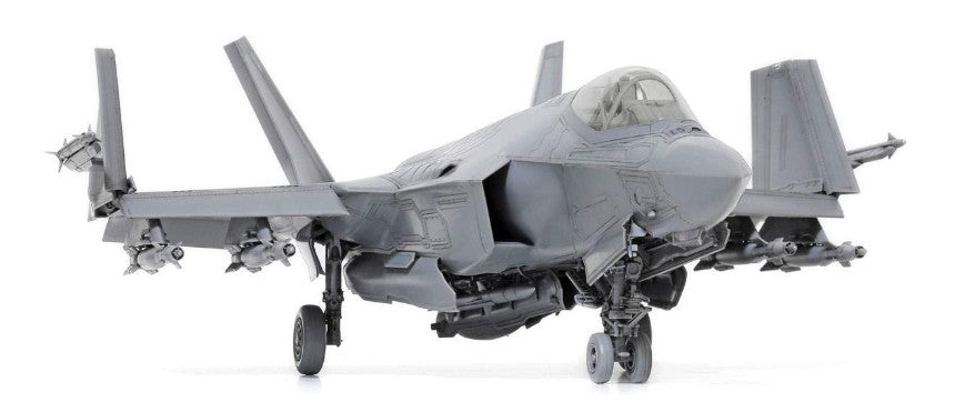 Tamiya 1/48 Lockheed Martin F-35 C Lightning II Plastic Model Kit 61127