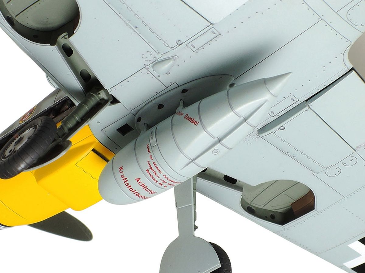 Tamiya Messerschmitt BF109 G-6, Late Model, Plastic Model