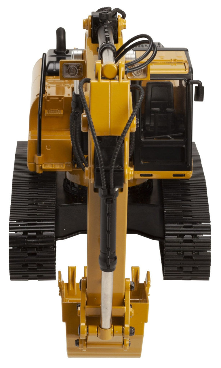 Diecast Masters 1/20 CAT Caterpillar 330D L Radio Controlled RC Excava