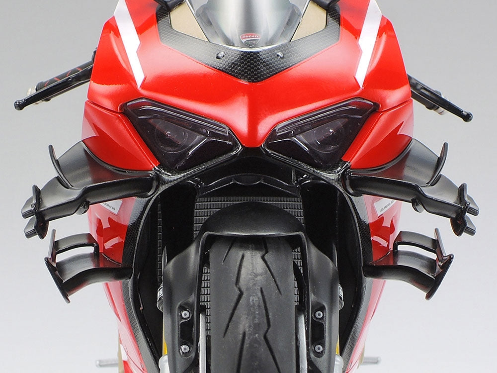 Tamiya Ducati Superleggera V4 14140 1/12 scale